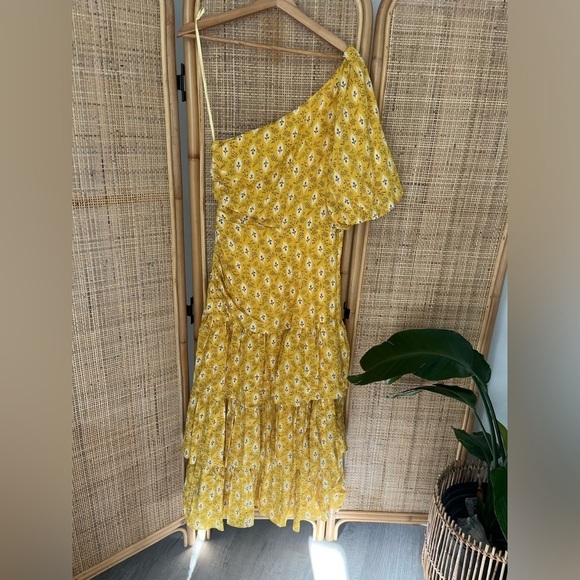 Veronica Beard Virginia Midi Dress in Sun Multi One-Shoulder - Picture 5 of 11